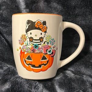 NWT Hello Kitty Halloween XL Mug